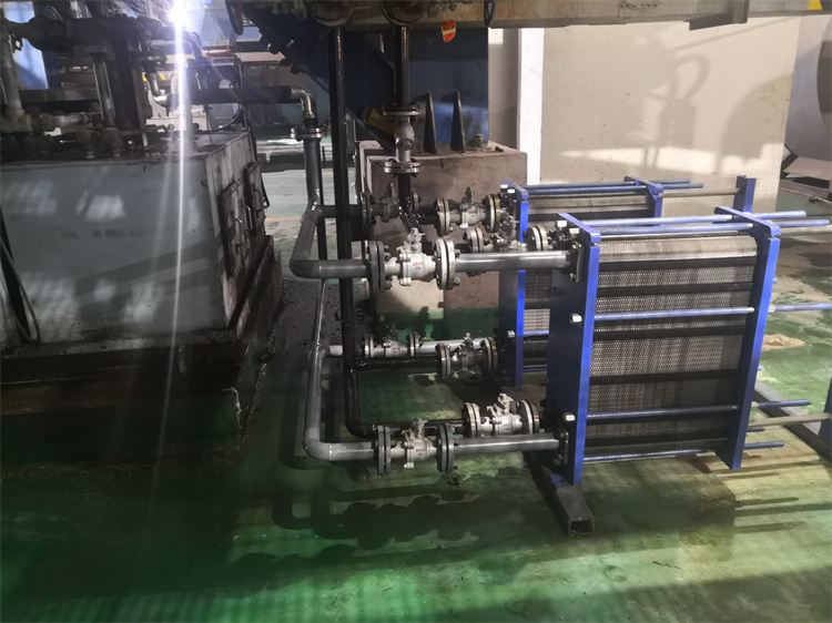 影響水冷式油冷卻器價格分析 影響水冷式油冷卻器價格分析